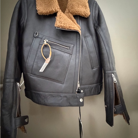 Women's Black Leather Jacket with Tan Shearling Collar - Picture 7 of 7